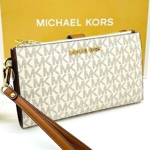 Michael Kors Large Double Zip Wallet Wristlet Vanilla/Brown (NWT)